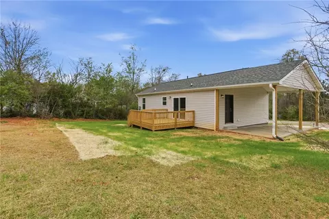 Exterior - 540 E South 5th St, Seneca, SC 29678 photo 6 of 7
