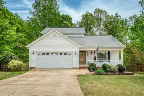 111 Brooke Lee Cir, Taylors, SC 29687