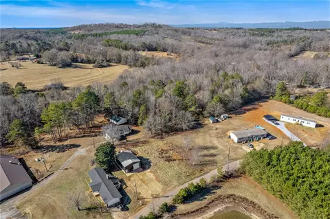 117 B Hunter Rd, Pickens, SC 29671 photo 3