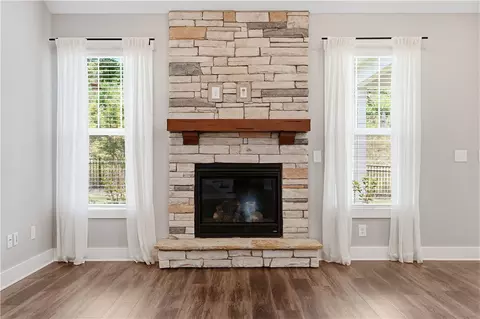 Living - 210 Founders Blvd, Central, SC 29630 photo 5 of 6