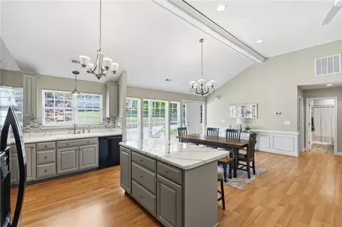 Kitchen - 519 Island Point Rd, Starr, SC 29684 photo 1 of 4