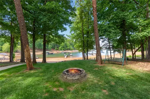 Exterior - 519 Island Point Rd, Starr, SC 29684 photo 9 of 11