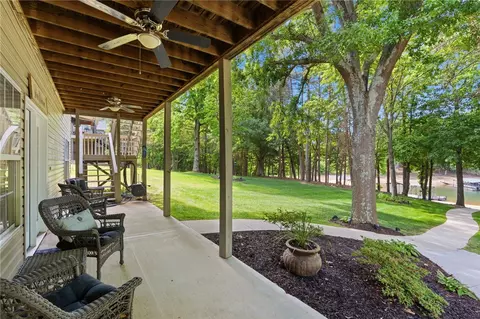 Exterior - 519 Island Point Rd, Starr, SC 29684 photo 7 of 11