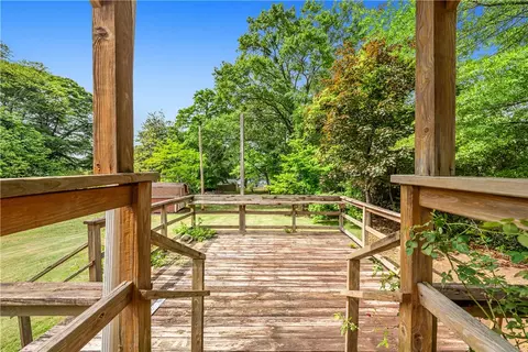 Exterior - 102 Robinson Ave, Easley, SC 29640 photo 4 of 6