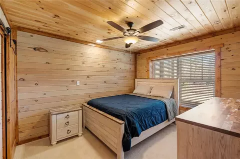 Bedroom - 1122 Midway Rd, Pickens, SC 29671 photo 4 of 4