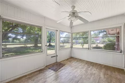 Exterior - 514 E 518 E Fairplay Blvd, Fair Play, SC 29643 photo 3 of 7