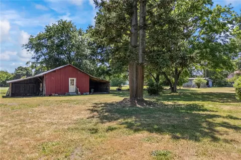 Exterior - 514 E 518 E Fairplay Blvd, Fair Play, SC 29643 photo 7 of 7