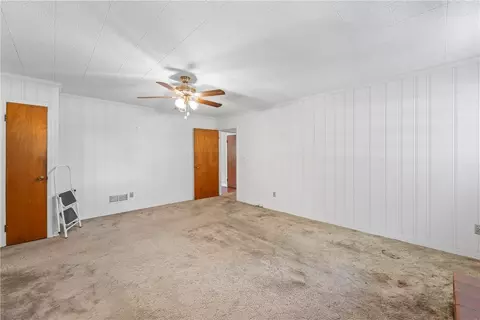 Living - 514 E 518 E Fairplay Blvd, Fair Play, SC 29643 photo 3 of 8