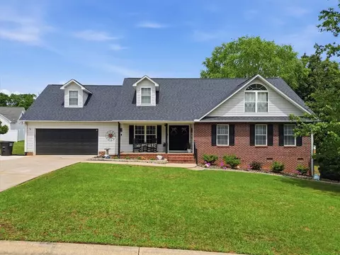 166 Amberwood Dr, Anderson, SC 29621
