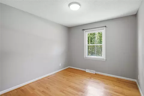Bedroom - 101 Mountain View Dr, Walhalla, SC 29691 photo 1 of 6
