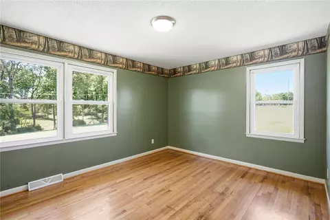 Bedroom - 101 Mountain View Dr, Walhalla, SC 29691 photo 5 of 6