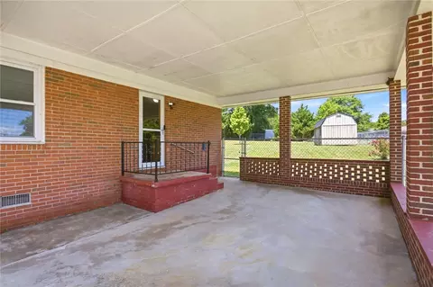 Exterior - 101 Mountain View Dr, Walhalla, SC 29691 photo 2 of 7