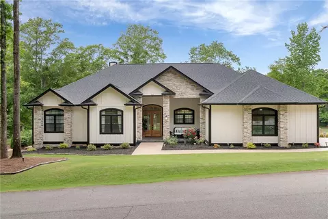 3610 Rocky Creek Dr, Seneca, SC 29678