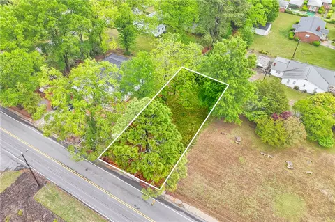 204 N Hamilton St, Williamston, SC 29697 photo 5
