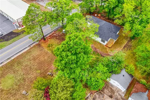 204 N Hamilton St, Williamston, SC 29697 photo 7