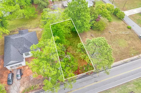 204 N Hamilton St, Williamston, SC 29697 photo 4