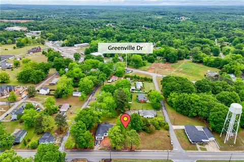 204 N Hamilton St, Williamston, SC 29697 photo 8
