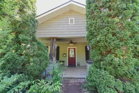 1009 N Main St, Abbeville, SC 29620