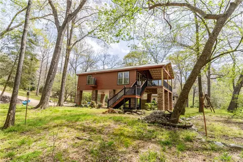 597 Meadow Brook Ln, Royston, GA 30662