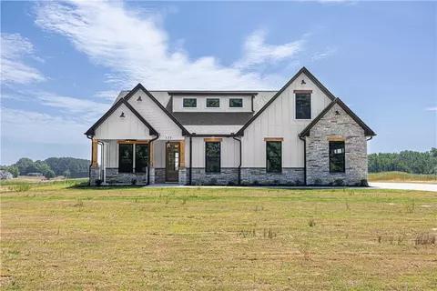 123 Dobbins Rd, Townville, SC 29689