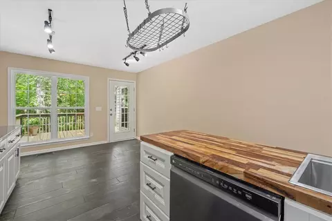 Kitchen - 210 Briarcliff Rd, Central, SC 29630 photo 3 of 4