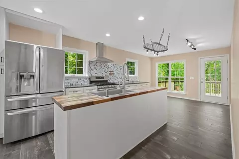 Kitchen - 210 Briarcliff Rd, Central, SC 29630 photo 1 of 4