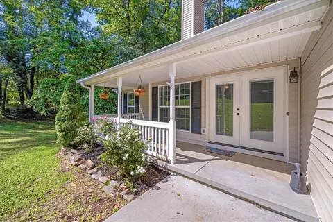 Exterior - 210 Briarcliff Rd, Central, SC 29630 photo 2 of 10