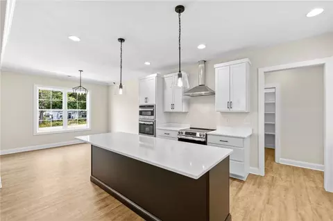 Kitchen - 1735 Maw Bridge Rd, Central, SC 29630 photo 3 of 4