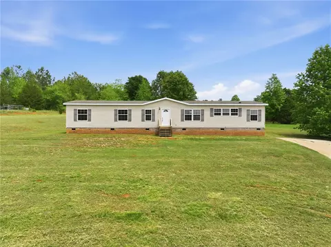 112 Sir Francis Drake Way, Liberty, SC 29657