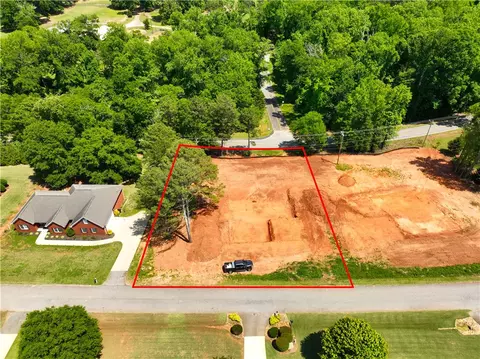 110 Pinion Ln, Anderson, SC 29621
