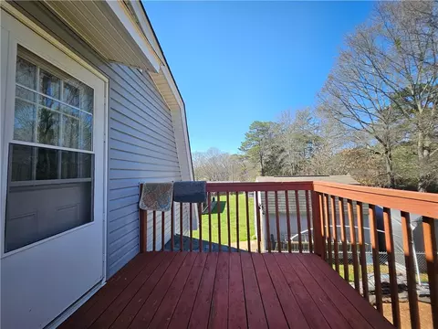Exterior - 102 Meadow Dr # B, Seneca, SC 29678 photo 3 of 4