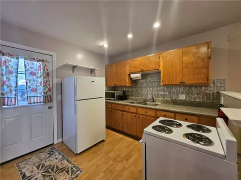Kitchen - 102 Meadow Dr # B, Seneca, SC 29678 photo 1 of 1