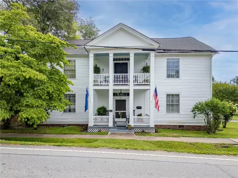 140 130 S Mechanic St, Pendleton, SC 29670