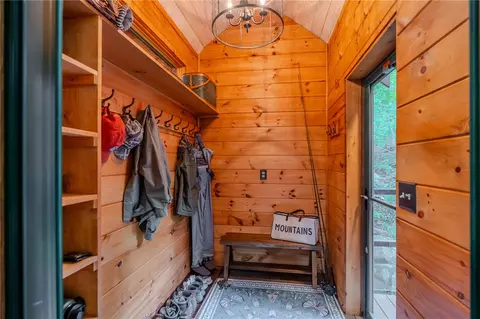 Entry Way - 102 Granny Gear Rd, Sunset, SC 29685 photo 1 of 1
