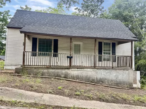 301 Hammett St, Honea Path, SC 29654