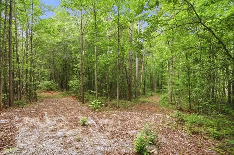 105 Cox Way, Westminster, SC 29693