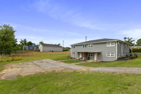 Exterior - 401 S Cherry St, Seneca, SC 29678 photo 7 of 7