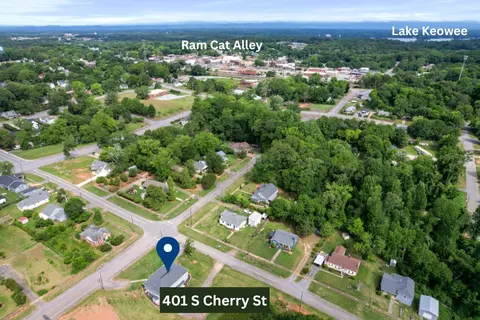 View/Area - 401 S Cherry St, Seneca, SC 29678 photo 5 of 5