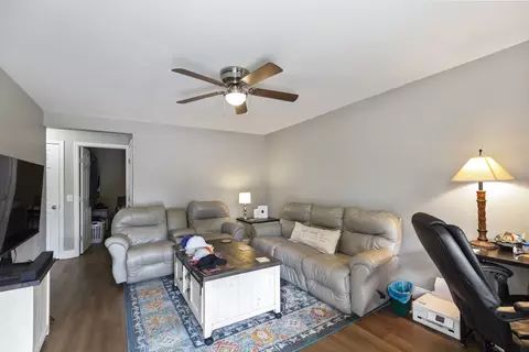 Living - 401 S Cherry St, Seneca, SC 29678 photo 1 of 5