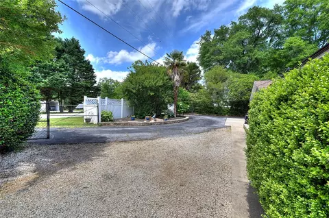 Exterior - 5064 Keowee School Rd, Seneca, SC 29672 photo 5 of 12