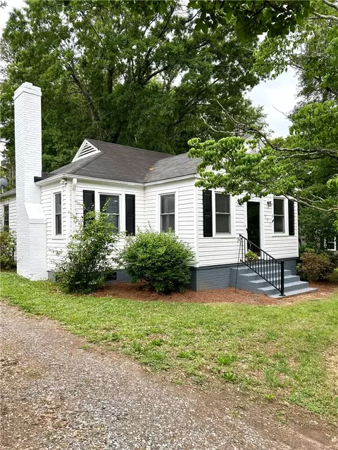 305 Mayfield Dr, Anderson, SC 29625
