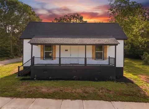 204 Kay St, Honea Path, SC 29654
