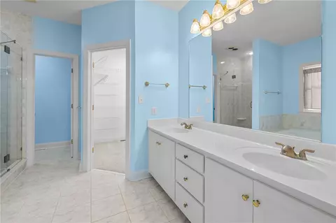 Bath - 110 Brookstone Way, Central, SC 29630 photo 1 of 5