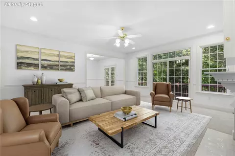 Living - 110 Brookstone Way, Central, SC 29630 photo 2 of 5