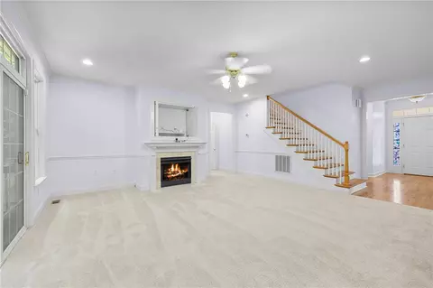 Living - 110 Brookstone Way, Central, SC 29630 photo 2 of 7