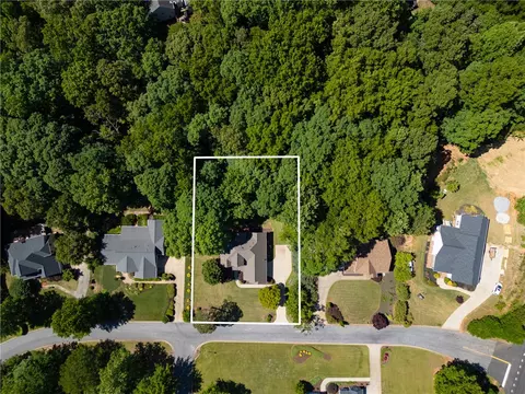 View/Area - 110 Brookstone Way, Central, SC 29630 photo 2 of 4