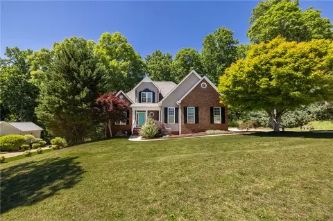 Exterior - 110 Brookstone Way, Central, SC 29630 photo 7 of 8