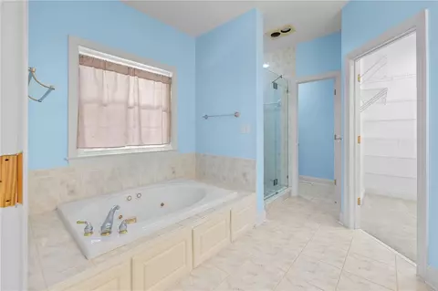 Bath - 110 Brookstone Way, Central, SC 29630 photo 2 of 5