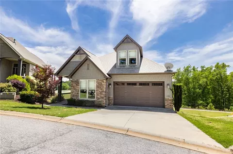 3322 Championship Dr, Seneca, SC 29678