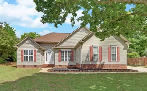 507 Laurens Dr, Anderson, SC 29621